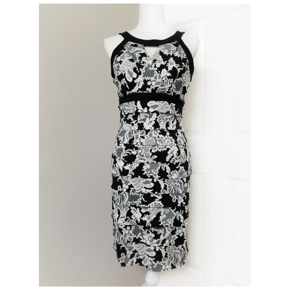 WHITE HOUSE BM instantly sliming dress